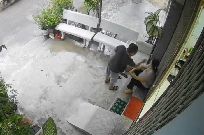 Cụ bà 83 tuổi ở Gia Lai bị người đàn ông tát liên tiếp vào mặt vì quả trứng gà ung