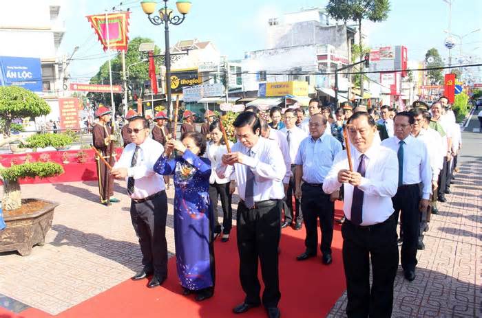 Tiền Giang: Tưởng niệm Ngày Anh hùng Dân tộc Trương Định tuẫn tiết