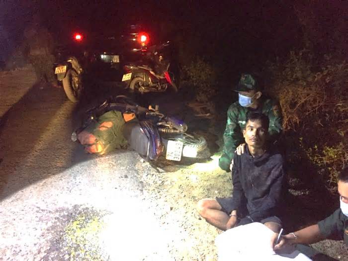 Liên tiếp bắt giữ các thanh niên tàng trữ trái phép ma túy ở Quảng Trị