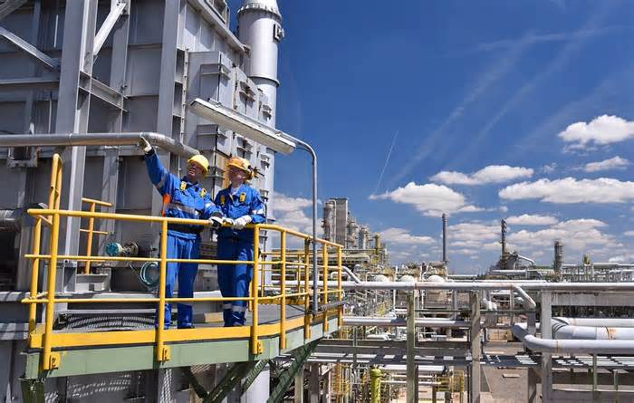 Gazprom thông báo về khí đốt cho châu Âu qua đường ống Ukraina
