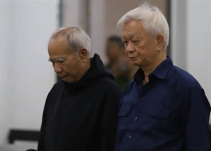 Hai cựu Chủ tịch Khánh Hoà bị tuyên phạt thêm tổng cộng 9 năm tù