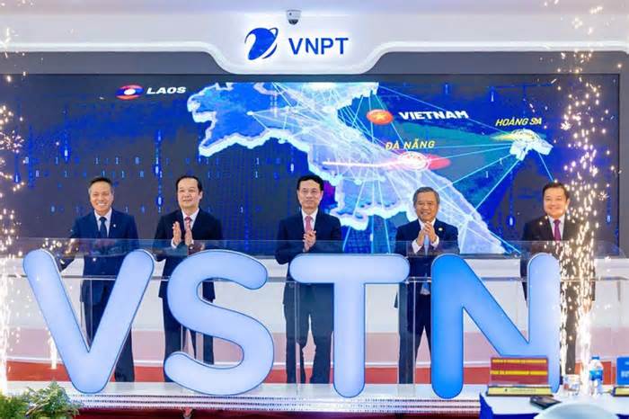 Vận hành tuyến cáp quang quốc tế đầu tiên do doanh nghiệp Việt Nam đầu tư 100%