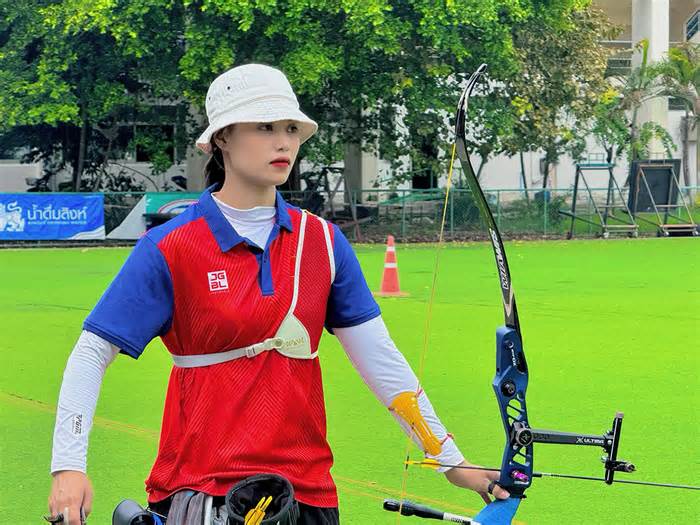 Hot girl bắn cung hai lần gánh trọng trách thi đầu cho Olympic Việt Nam