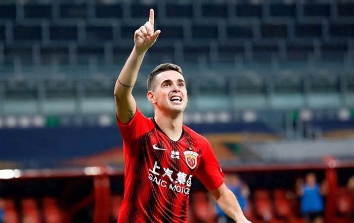 Oscar rời Trung Quốc: Sự kết thúc của kỷ nguyên vàng China Super League