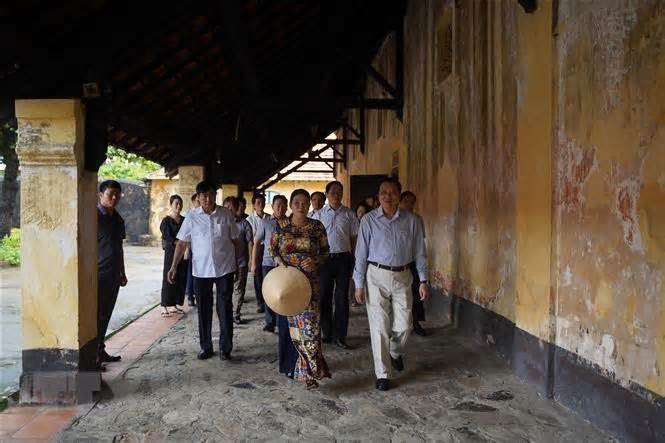 Trưởng Ban Nội chính Trung ương thăm Khu Di tích Nhà tù Côn Đảo