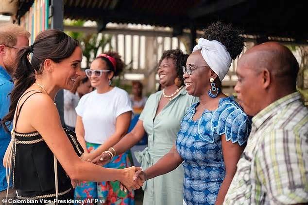 3.000 cảnh sát, lính bắn tỉa bảo vệ Meghan - Harry