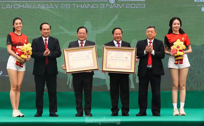 Giải chạy Tiền Phong Marathon tại Lai Châu xác lập kỷ lục