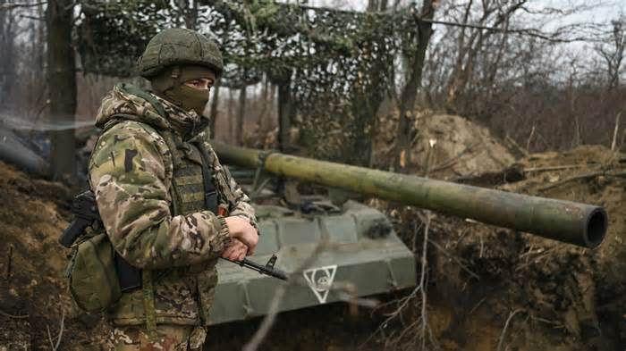 Nga chiếm thêm thành trì quan trọng của Ukraina ở Donbass
