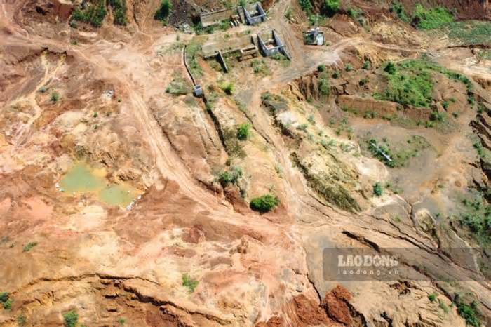 Tan hoang vùng mỏ quặng sắt lớn nhất Tuyên Quang