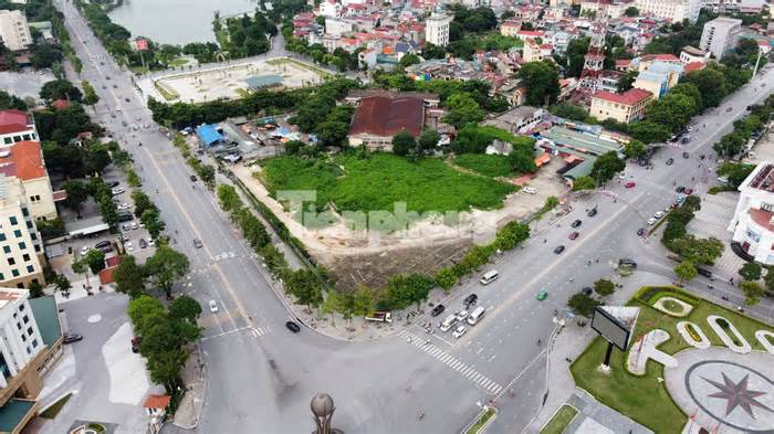 Cận cảnh khu ‘đất vàng’ xây Tháp Hùng Vương