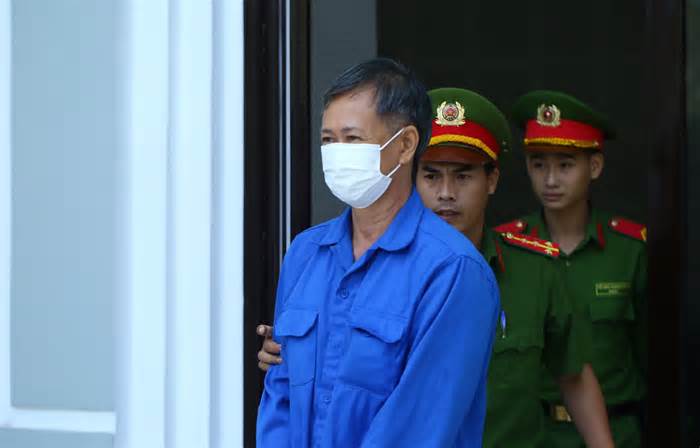 Cựu giám đốc CDC Đà Nẵng lĩnh 11 năm tù vì tham ô vật tư chống dịch