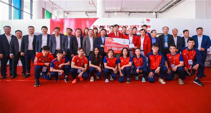 Đại sứ Việt Nam tại Campuchia khen ngợi thành tích đoàn thể thao Việt Nam