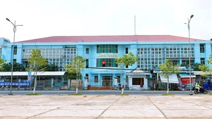 Khởi tố, bắt tạm giam 3 bác sĩ và 1 bảo vệ trung tâm Y tế huyện ở Kiên Giang