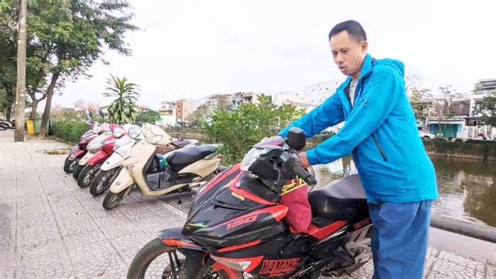 Quy định đậu xe máy khác thường ở Huế: Dân chưa phục