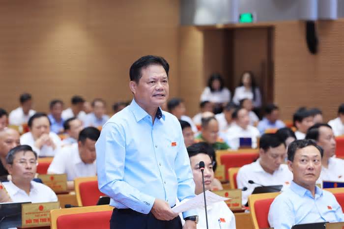 Hà Nội: Chưa hết nhiệm kỳ đã thay 3 giám đốc, 6 chủ tịch huyện