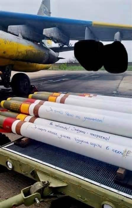 Quân đội Ukraine sử dụng tên lửa Zuni của Mỹ