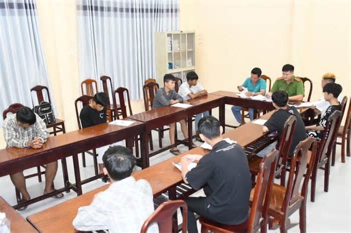 Điều tra, xử lý nhóm học sinh ở Trà Vinh đánh bạn học bất tỉnh, phải đi cấp cứu