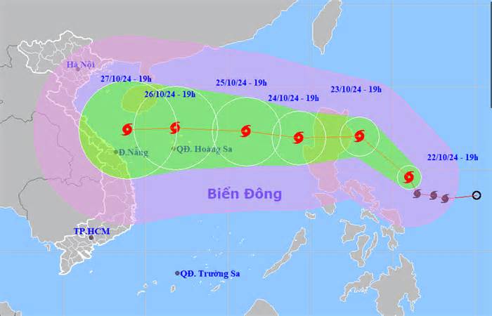 Bão Trà Mi sắp vào Biển Đông, tăng cấp rất nhanh