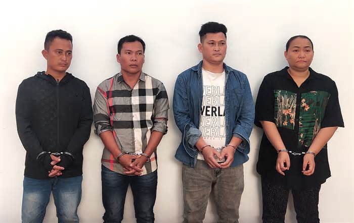 4 người bị bắt với cáo buộc khai thác cát lậu ở Sài Gòn