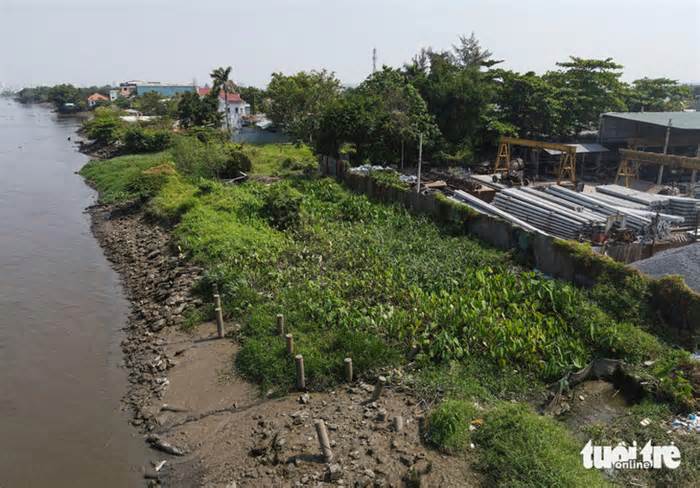 Dự án chống sạt lở Thanh Đa làm hơn 6 năm chưa xong: xuất hiện vị trí sạt lở dài 60m