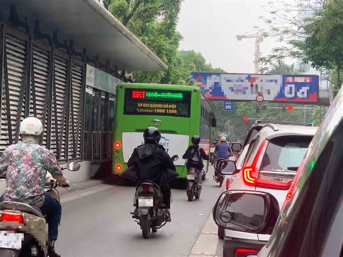 Hà Nội quyết định số phận tuyến buýt nhanh BRT