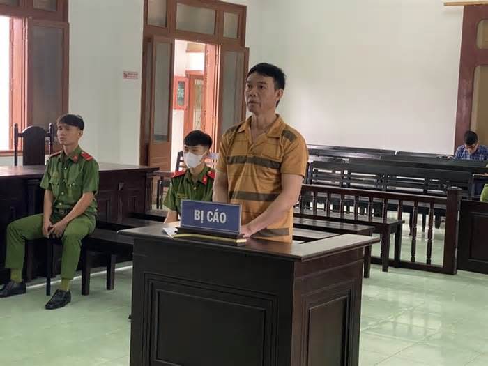 Phú Yên: Nhậu say rồi tạt xăng đốt vợ cũ, người đàn ông lãnh án