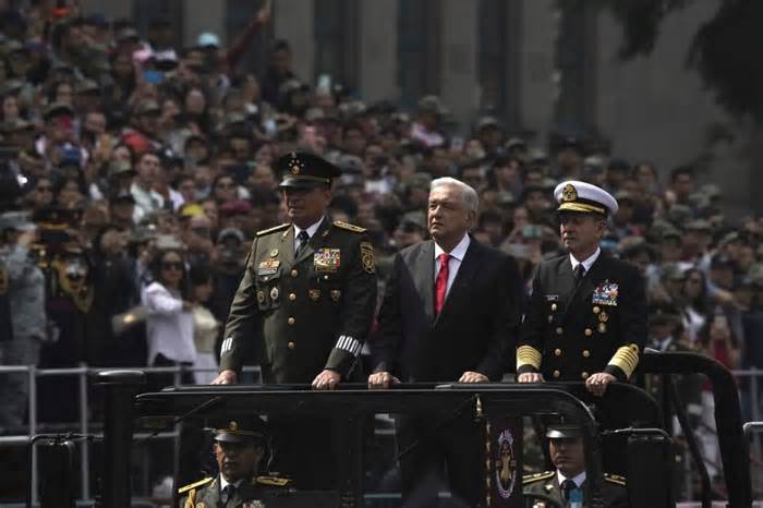 Mexico lên tiếng về sự xuất hiện của quân nhân Nga trong lễ duyệt binh mừng Quốc khánh