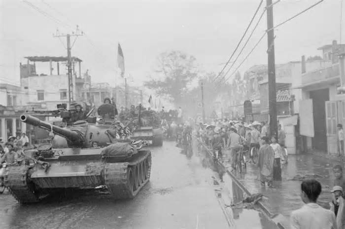 Đinh Quang Thành và những bức ảnh quý ở mặt trận giao thông thời chiến