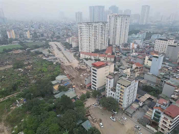 Thi công 3 năm chưa xong đoạn đường 1,4 km ở Nam Từ Liêm