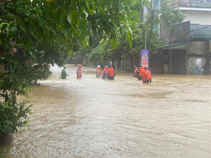 Hà Giang lại mưa lớn, nhiều nơi ngập úng