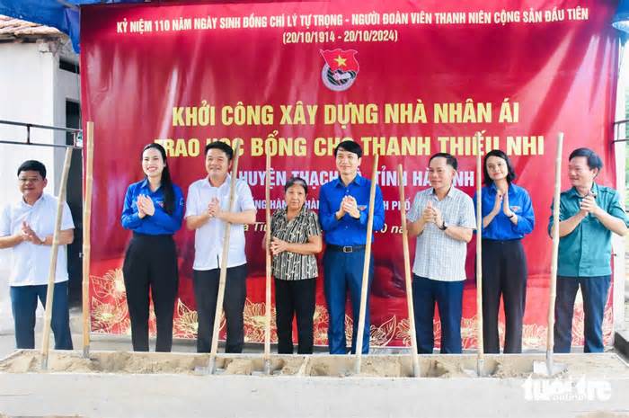 Trung ương Đoàn xây nhà nhân ái, trao học bổng cho học sinh Hà Tĩnh