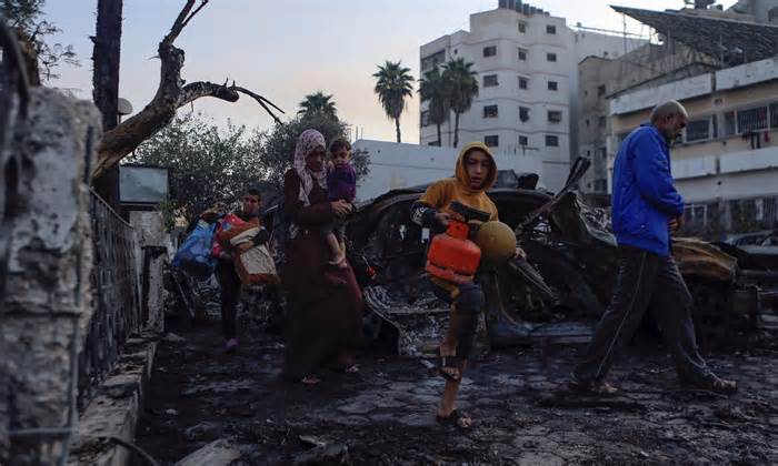 Hamas nói ít nhất 471 người thiệt mạng trong vụ tập kích bệnh viện Gaza