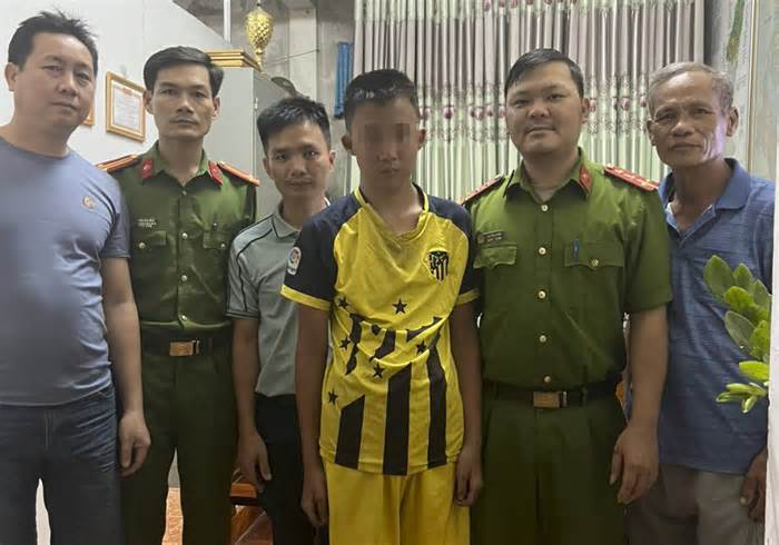 Thiếu niên 14 tuổi đi lạc hơn 70km từ Nghệ An vào Hà Tĩnh