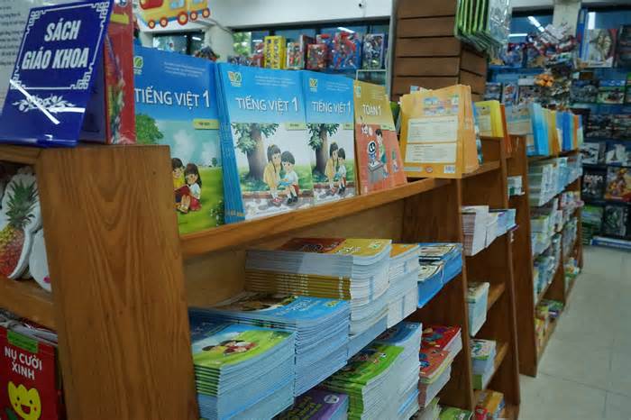 Một số đầu sách giáo khoa ở Thanh Hóa đang còn thiếu