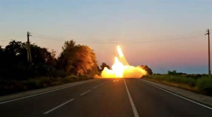 Bắn tên lửa phương Tây vào đất Nga có giúp Ukraine thay đổi cục diện chiến trường?