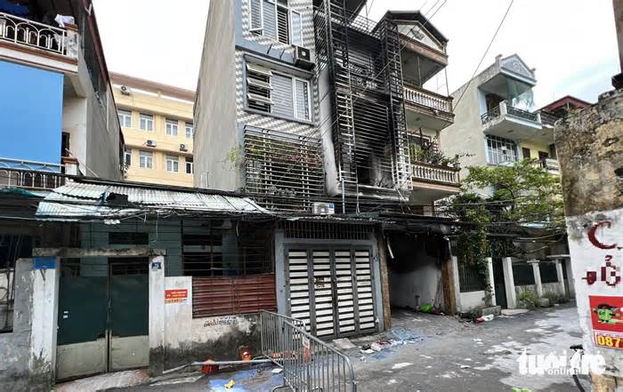 Cháy nhà 4 bà cháu tử vong: 'Lửa bùng phát quá nhanh, chúng tôi bất lực'