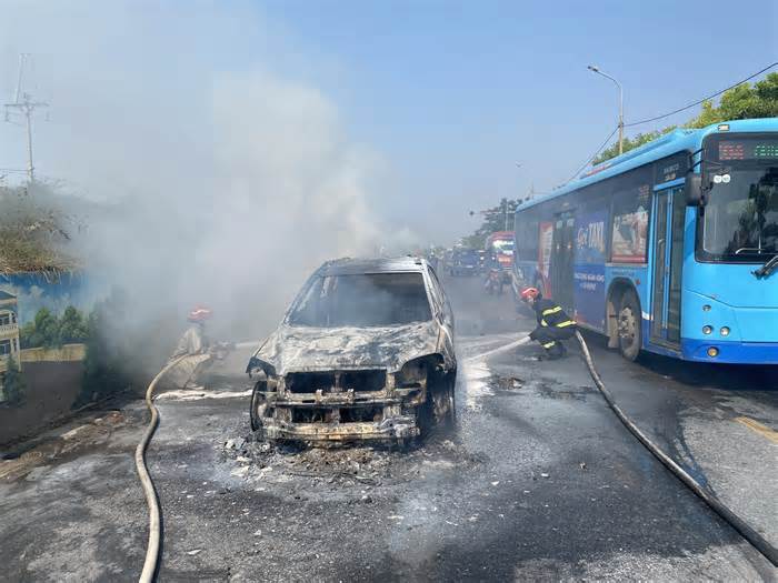 Cục Cảnh sát PCCC cảnh báo sau khi liên tiếp xảy ra cháy ô tô