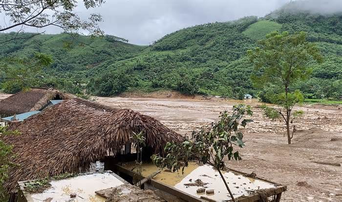 Lũ quét ở Lào Cai: 22 người chết, 73 người mất tích