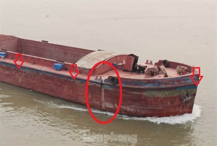 Cận cảnh tàu chở cát có ngọn rầm rộ hoạt động trên sông Hồng, sông Đuống