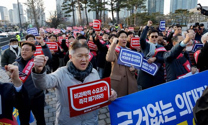 Hiệp hội Y khoa Hàn Quốc bác bỏ đề xuất mới của chính phủ