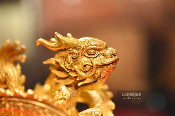 Chiêm ngưỡng ấn vàng Hoàng đế chi bảo trưng bày tại Bảo tàng ở Bắc Ninh