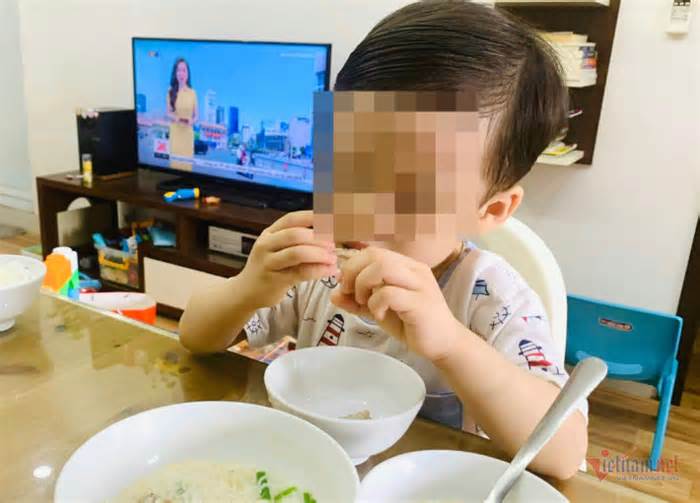 Nhiều học sinh mầm non ở Lạng Sơn bị ngộ độc thực phẩm sau bữa ăn bán trú
