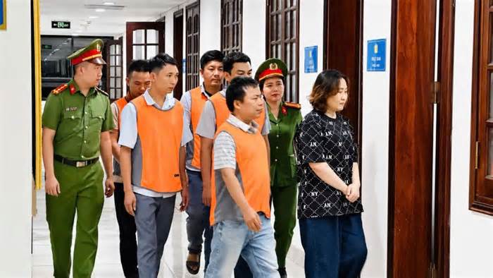 Khởi tố nhóm đối tượng lập khống hồ sơ thí nghiệm vật liệu xây dựng