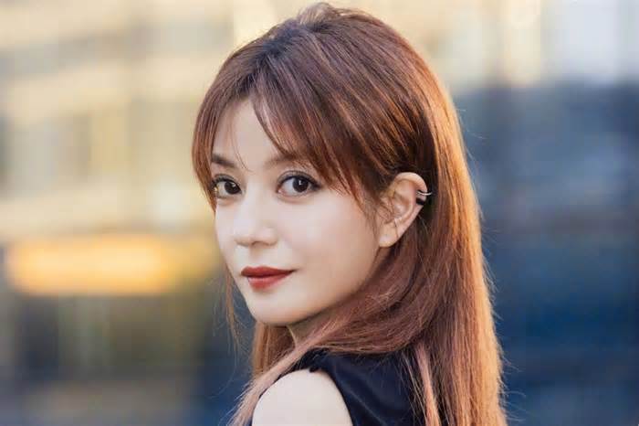 Triệu Vy khó vực dậy