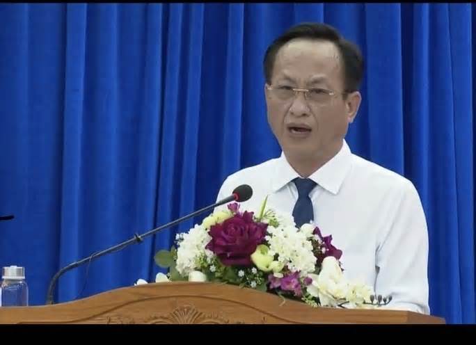 Clip phát biểu của Chủ tịch UBND tỉnh Bạc Liêu gây 'bão mạng'