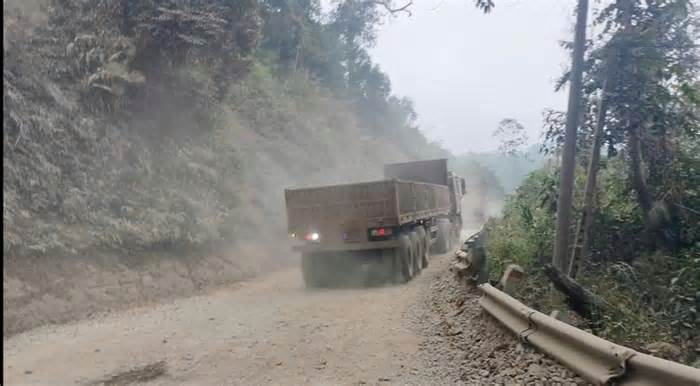 Cấm xe 5 trục đi trên 'con đường khổ sở' ở Đà Nẵng