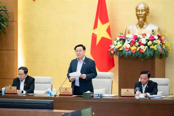 Phê chuẩn kết quả bầu nhân sự ba tỉnh Hoà Bình, Hà Giang và Bắc Ninh
