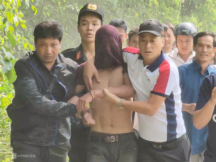 Công an huy động 1.000 chiến sĩ truy bắt Nguyễn Thanh Tâm ở đồng chanh