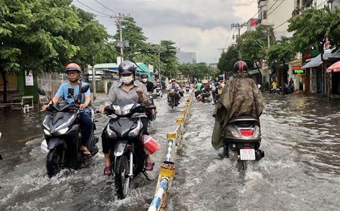 Thời tiết hôm nay 11.6: Miền Bắc tiếp tục mưa to vào sáng sớm