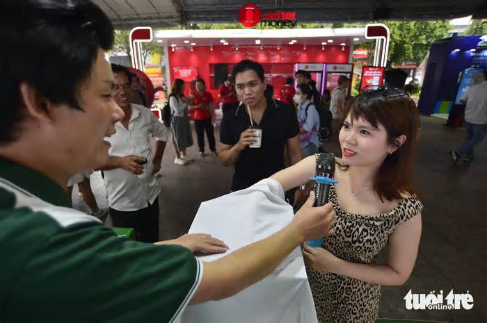 'Lễ hội Không tiền mặt đưa hình ảnh Vietcombank thêm gần gũi với khách hàng'